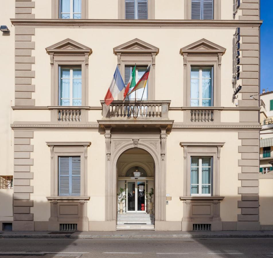 Hotel Embassy Florenţa Exterior foto